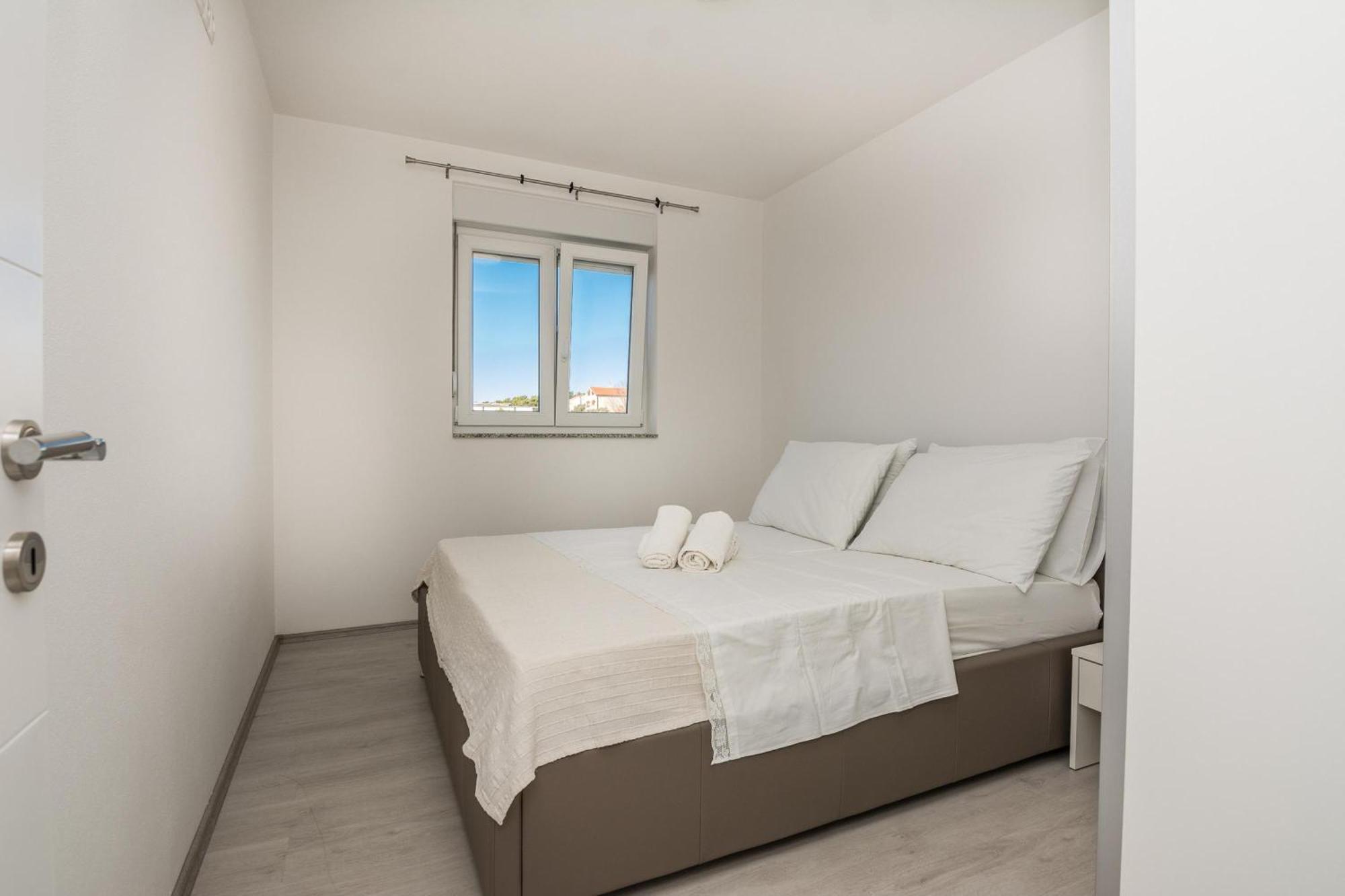 Pool Apartment Bakija 2 - Happy Rentals 파코스탄 외부 사진