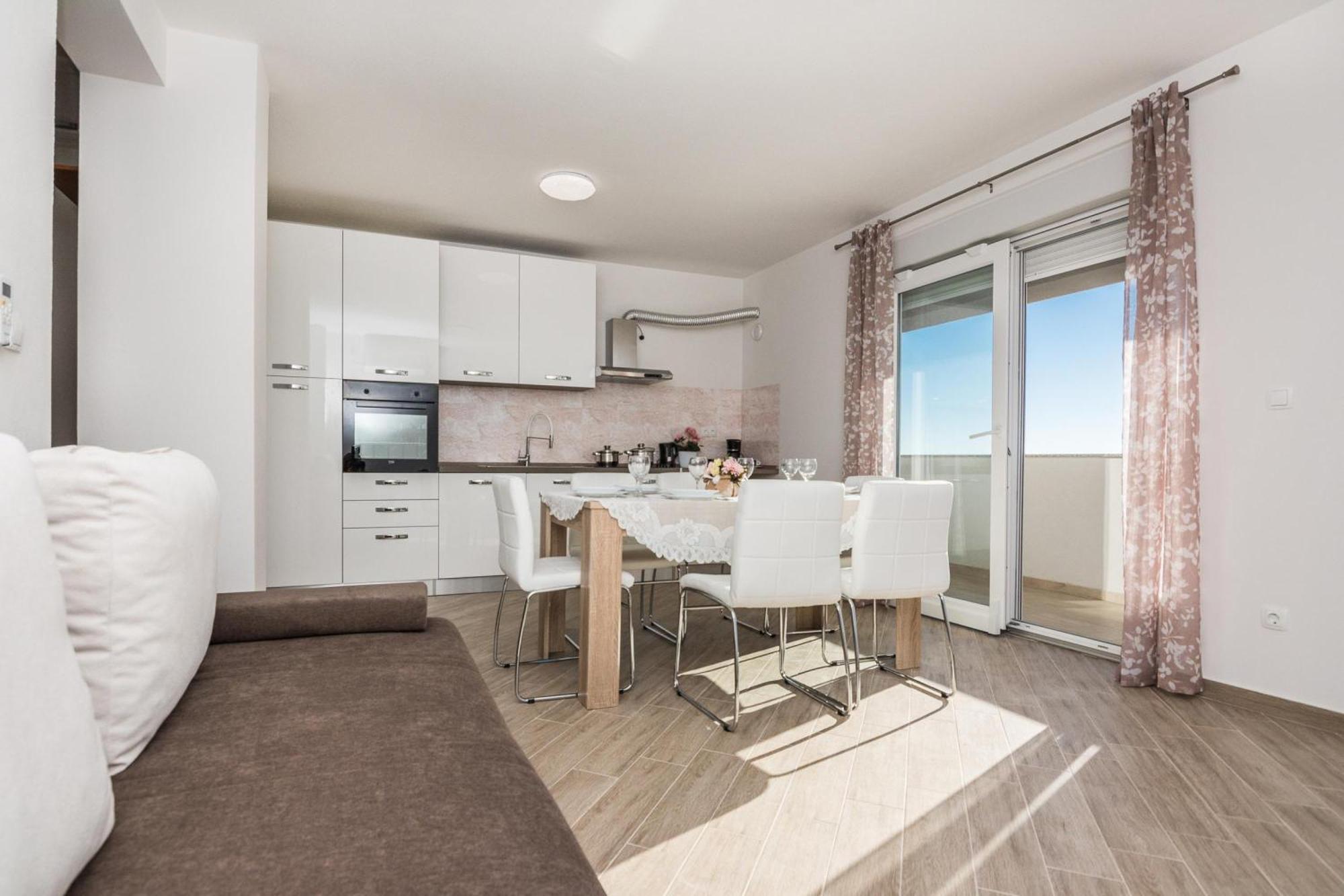 Pool Apartment Bakija 2 - Happy Rentals 파코스탄 외부 사진